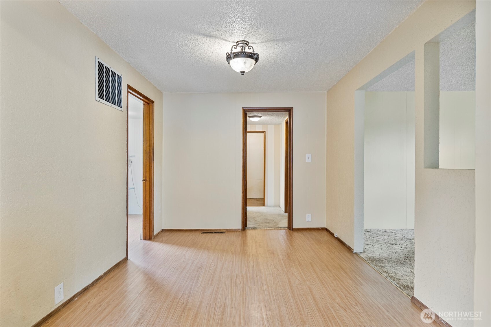 4334 S J Street Property Photo 8