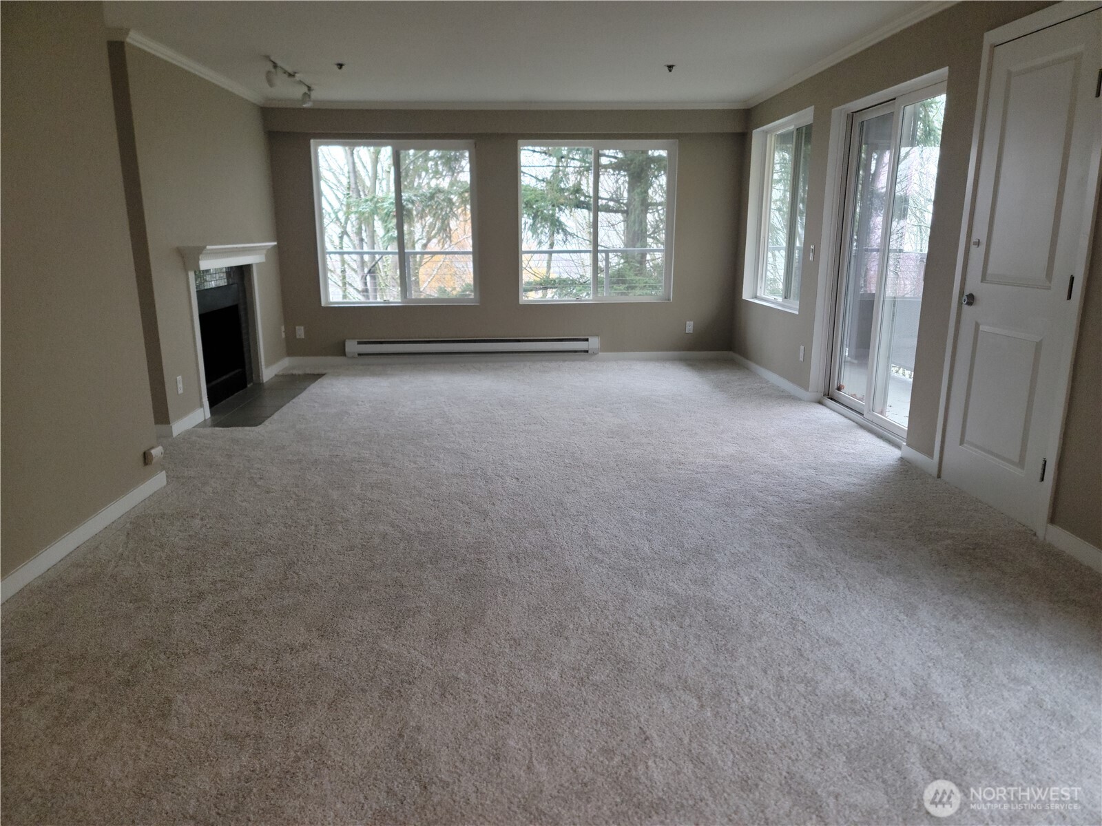 1311 S 12th Avenue C205 Property Photo 4