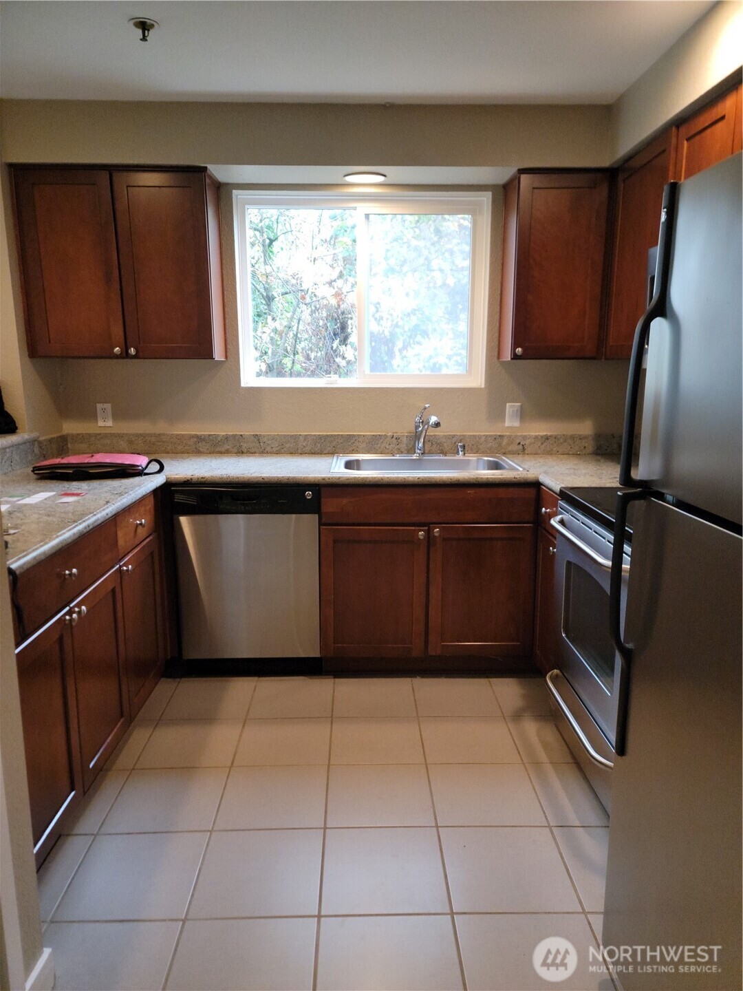 1311 S 12th Avenue C205 Property Photo 8