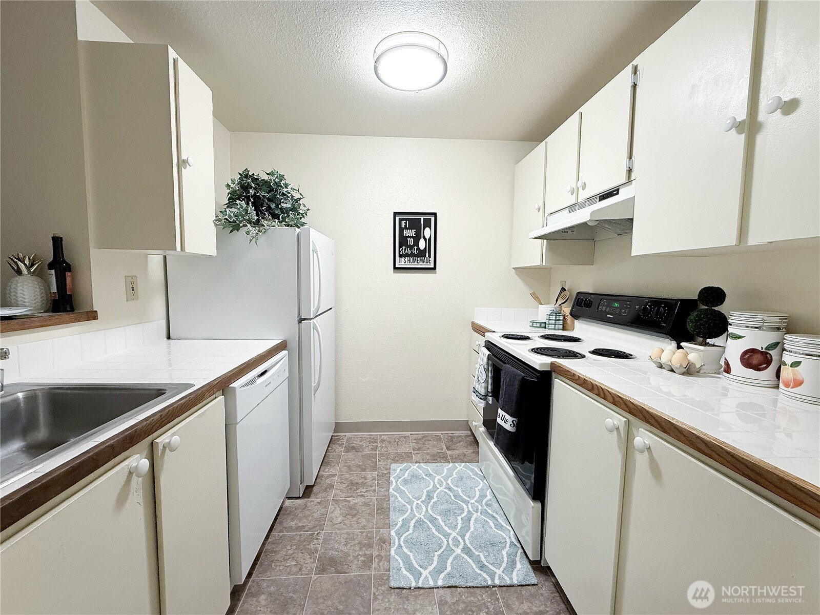 4701 176th Street Sw #a8 Property Photo 8