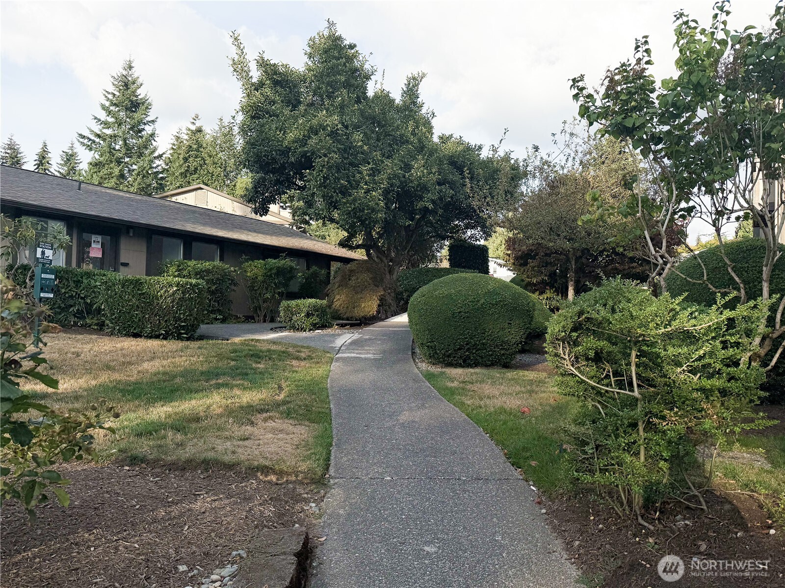 4701 176th Street Sw #a8 Property Photo 22