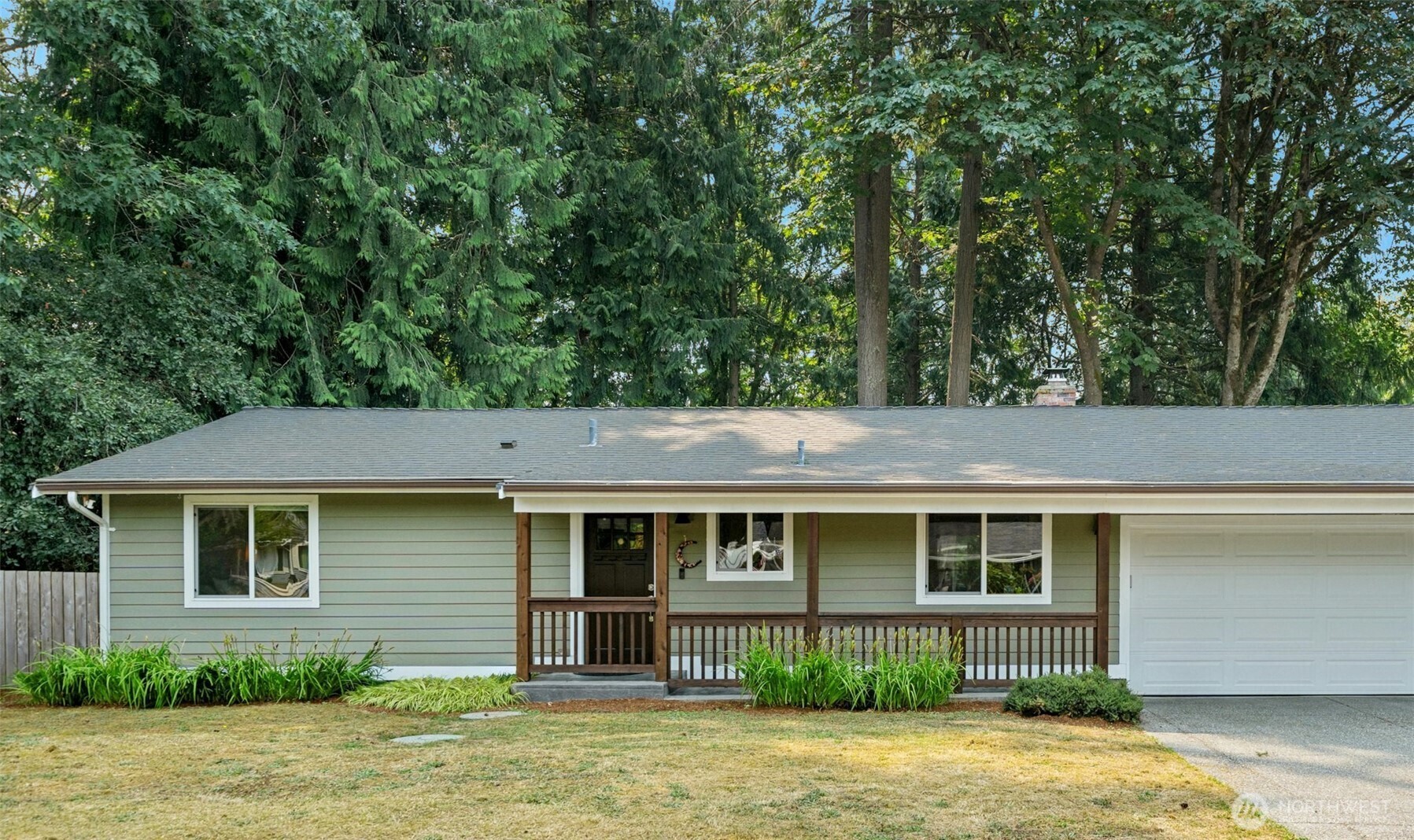 21013 60th Place Property Photo 8