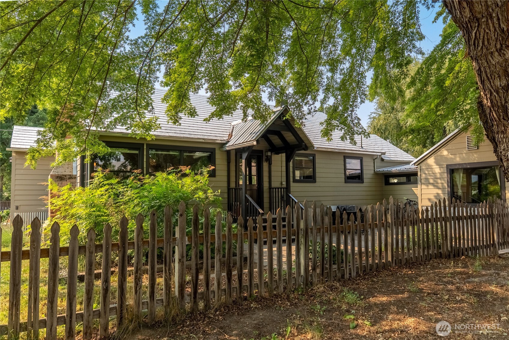 1102 Methow Valley Highway Property Photo 40