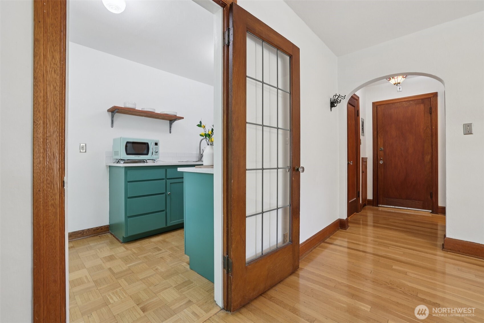 408 Bellevue Avenue 206 Property Photo 5