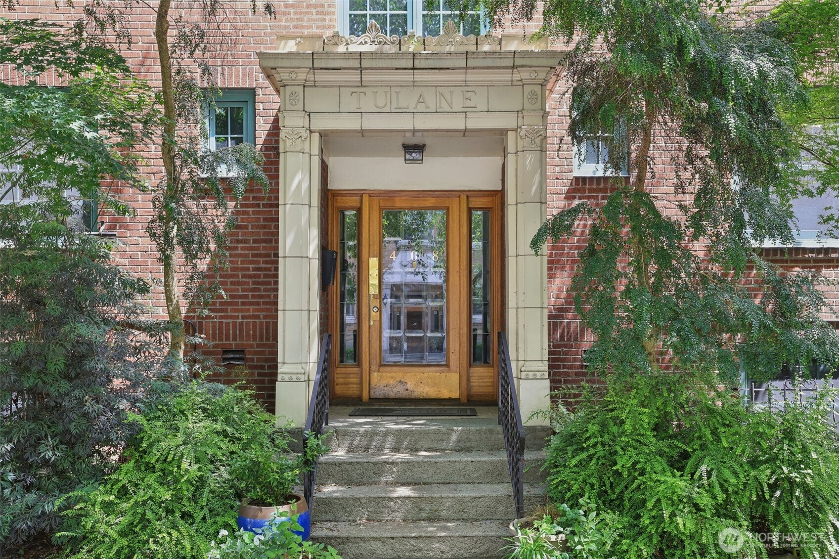 408 Bellevue Avenue 206 Property Photo 14