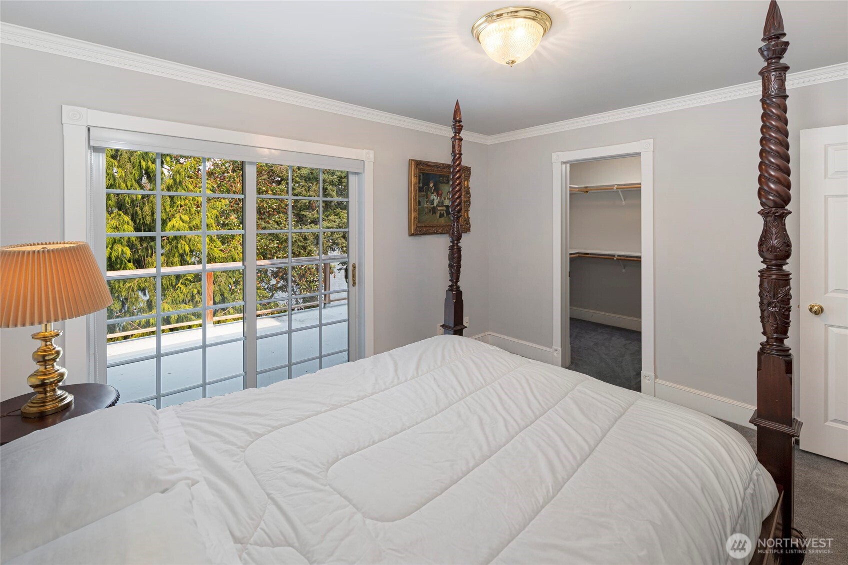 450 Warbass Way Property Photo 34
