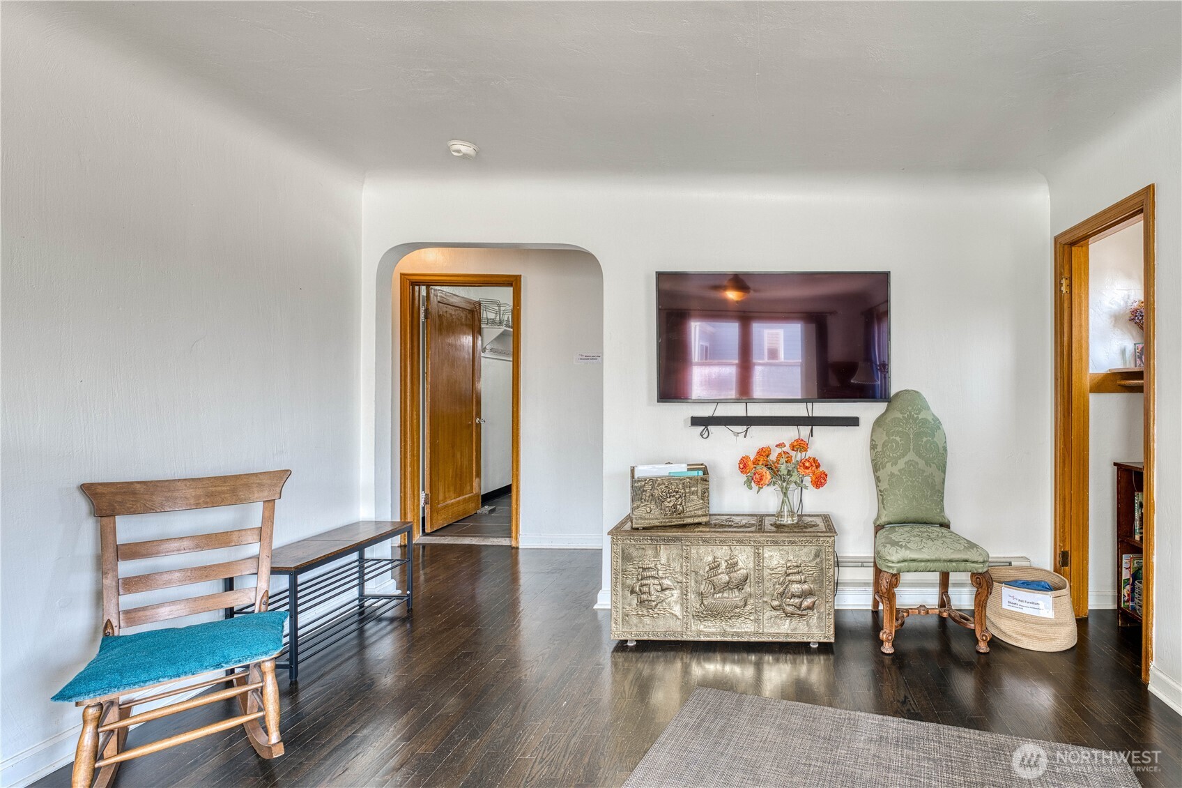 2525 Veldee Avenue Property Photo 4