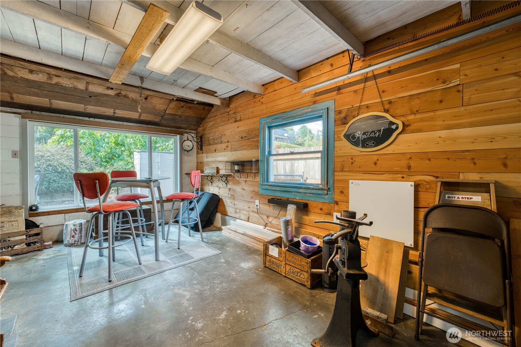 2525 Veldee Avenue Property Photo 14