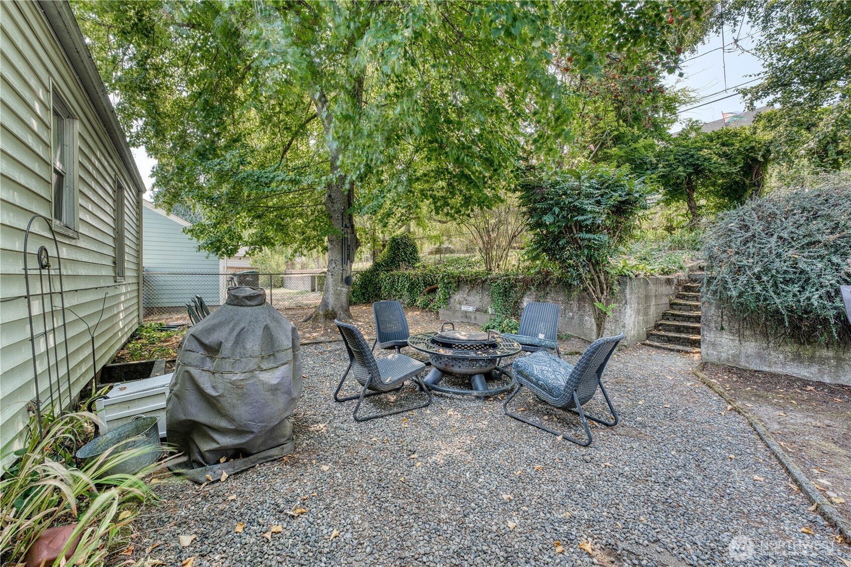 2525 Veldee Avenue Property Photo 16