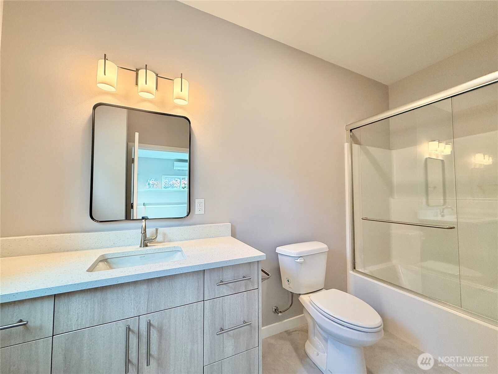 3804 Q Avenue Property Photo 10