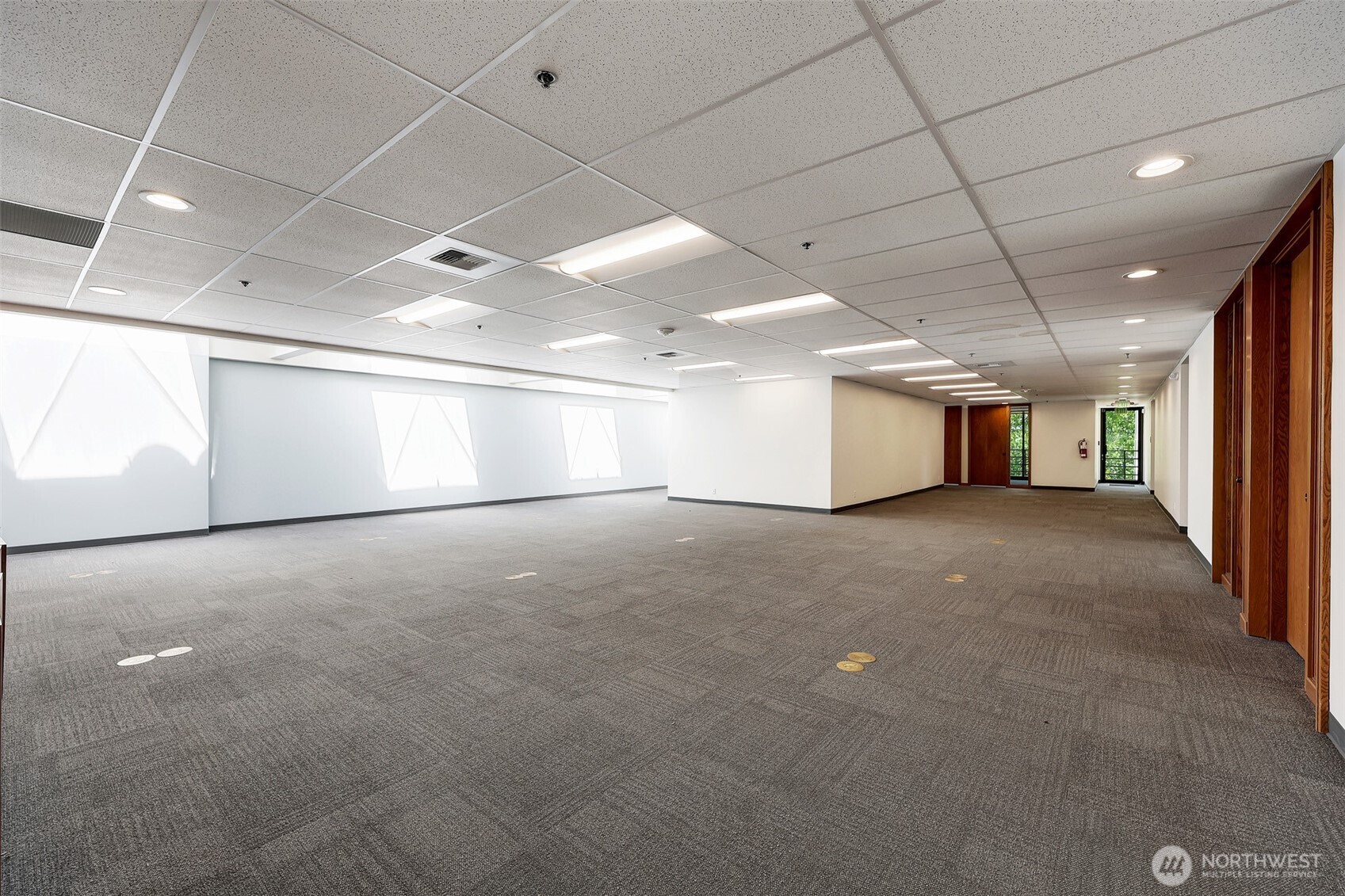 18700 Southcenter Parkway Property Photo 7