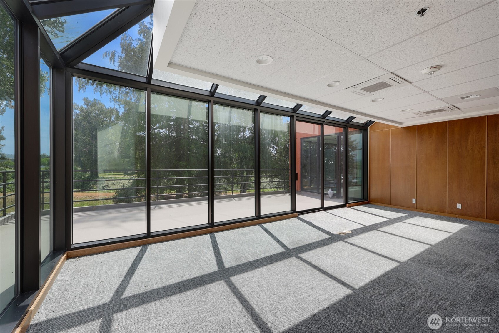 18700 Southcenter Parkway Property Photo 8