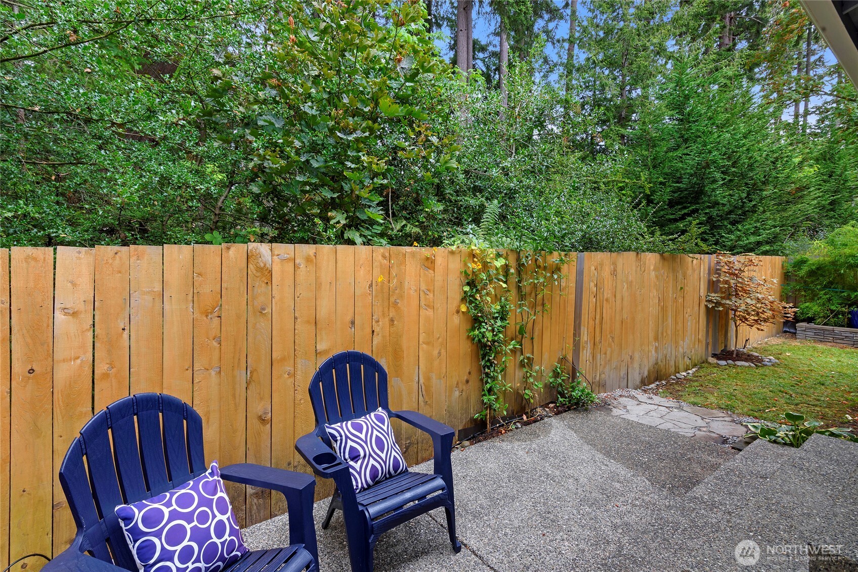 747 Fords Court Property Photo 14