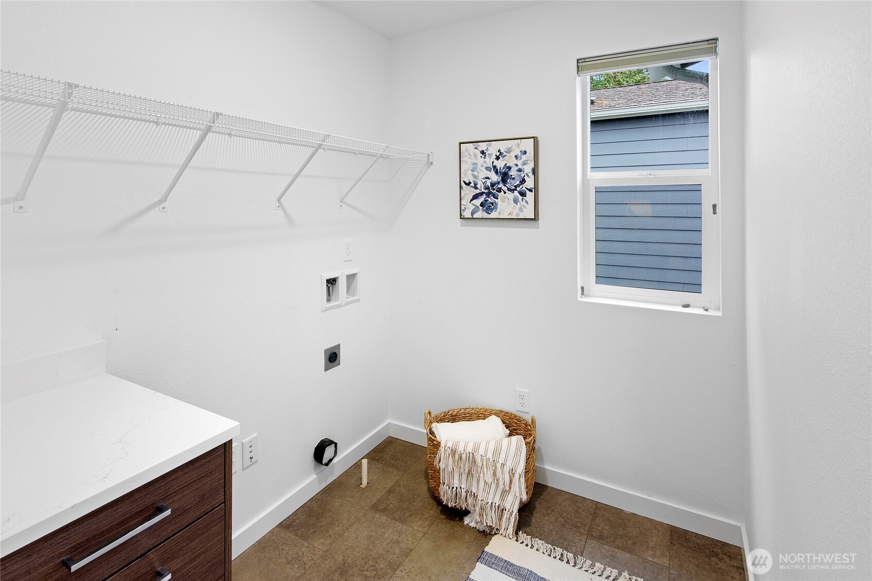 747 Fords Court Property Photo 27