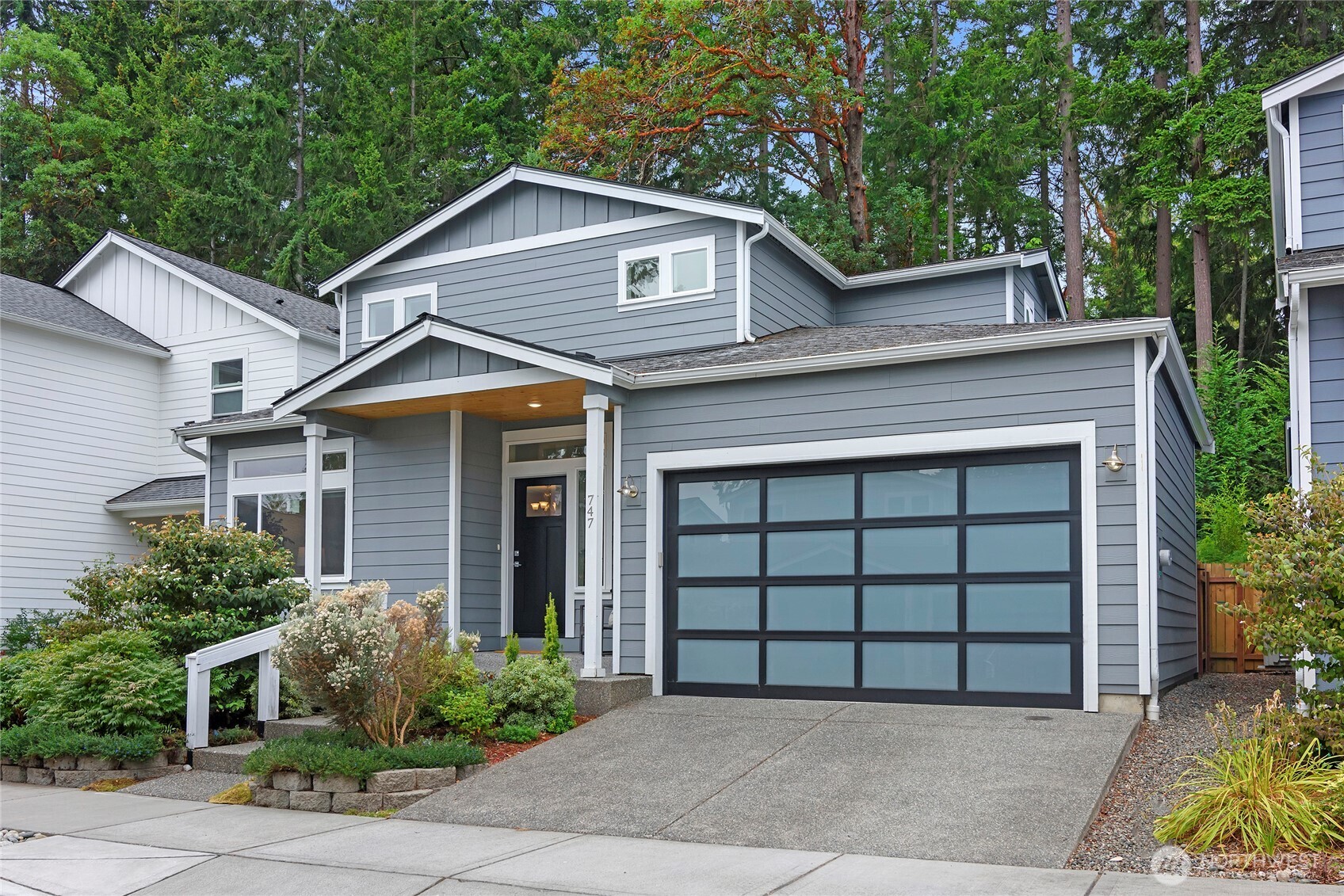 747 Fords Court Property Photo 31