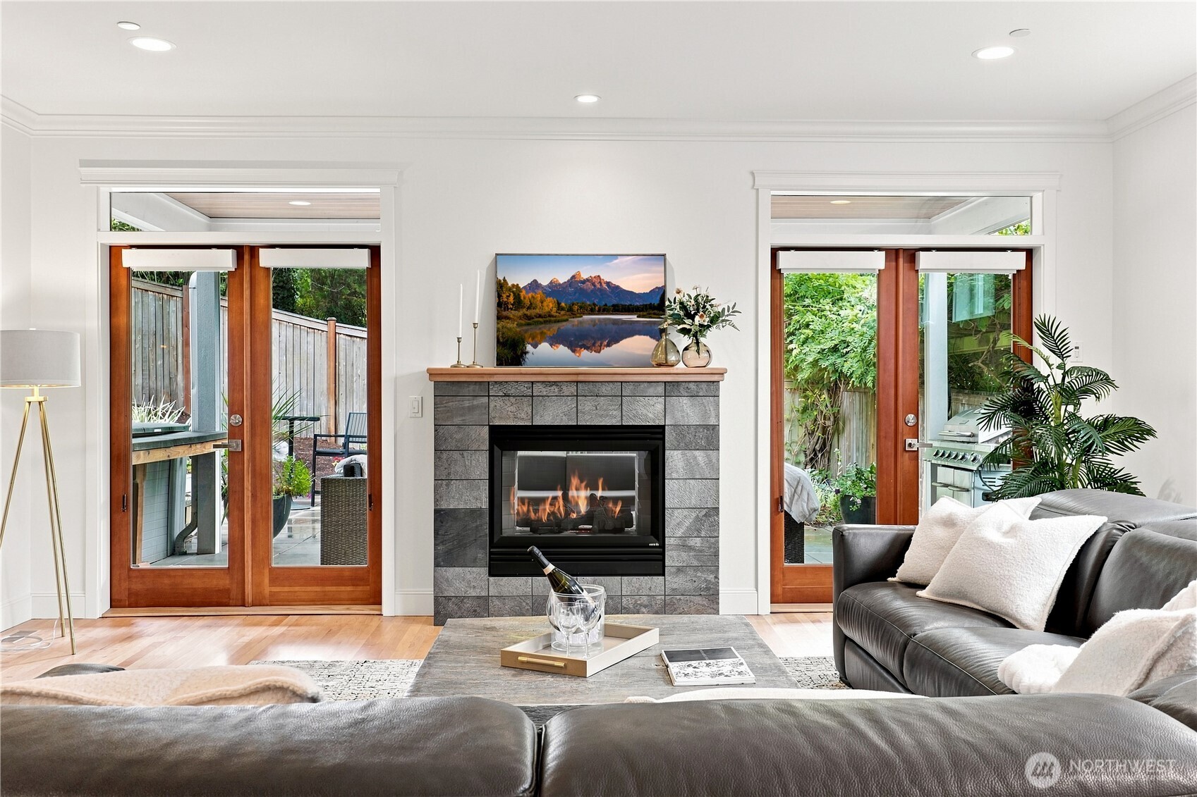 1020 5th Street Property Photo 6
