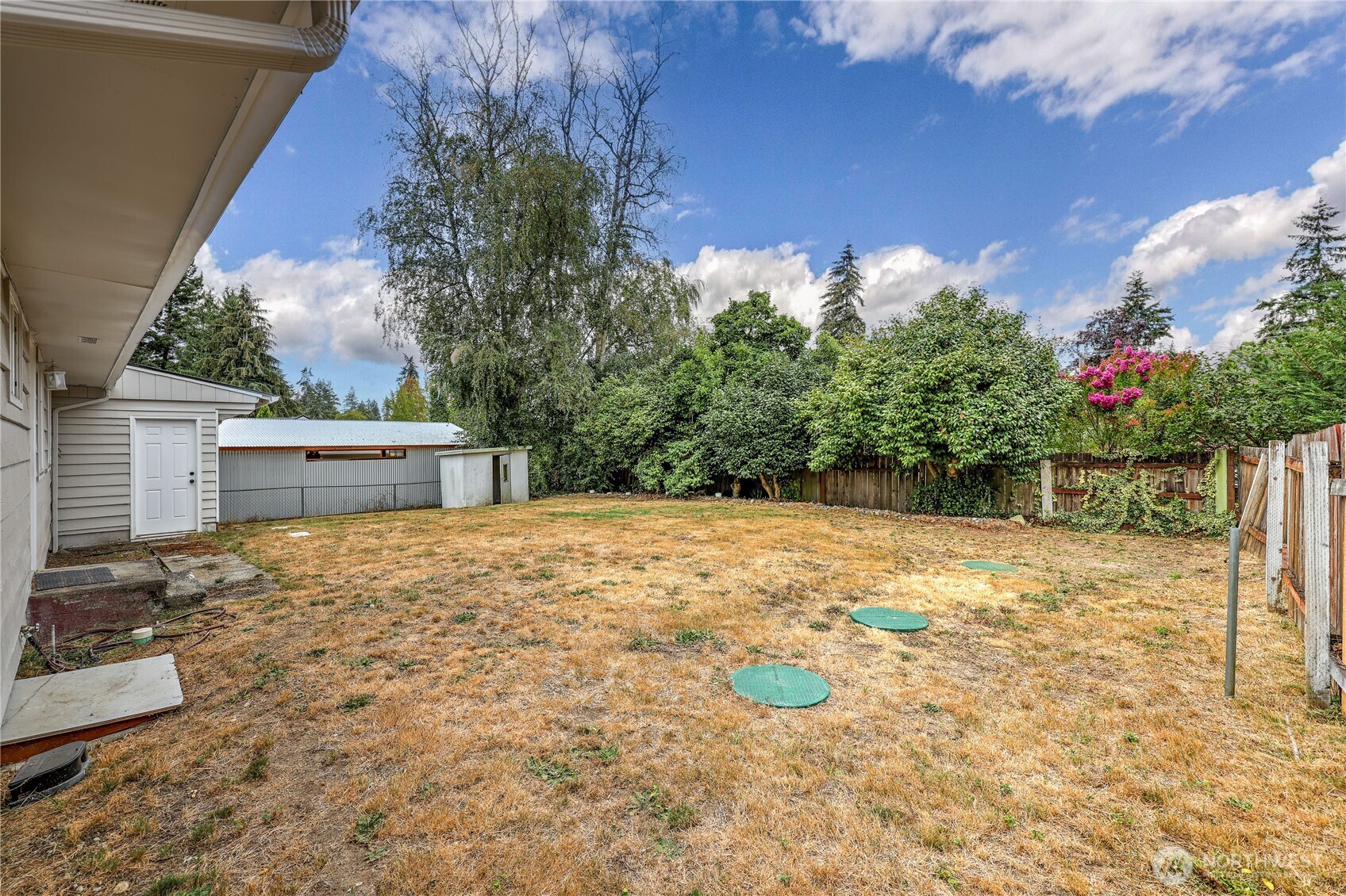 4975 Johnson Street Property Photo 16
