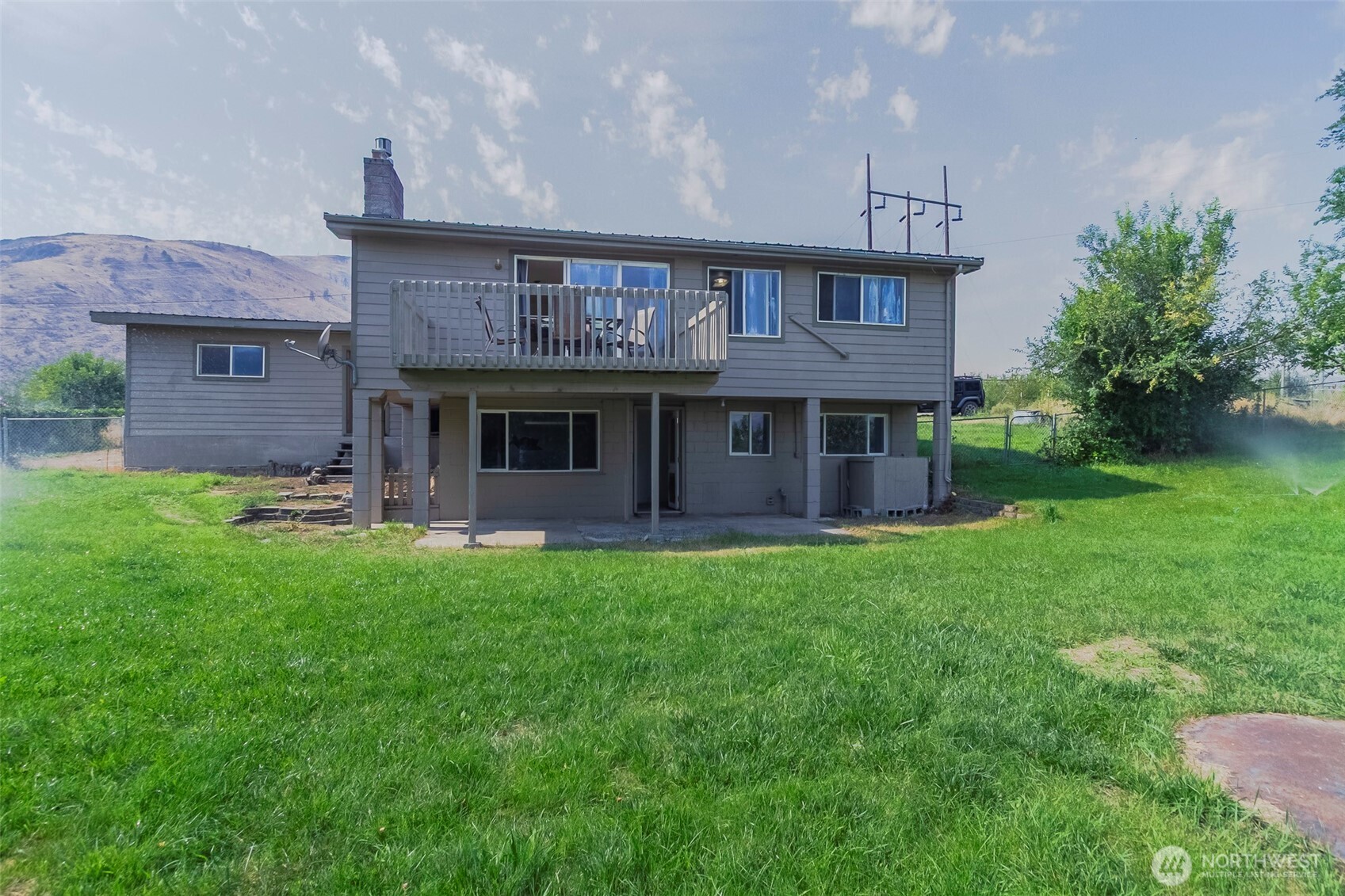 38 Hart Road Property Photo 2