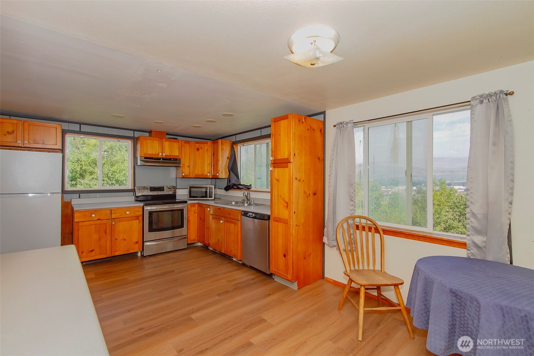 38 Hart Road Property Photo 11