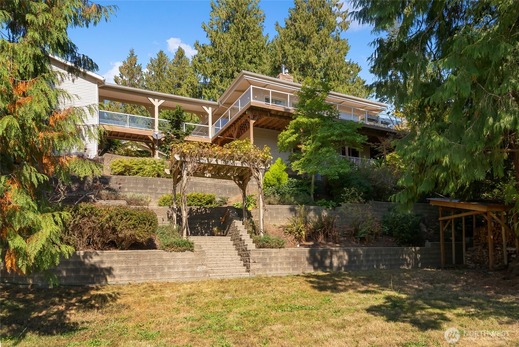 555 E Hemmi Road Property Photo 1