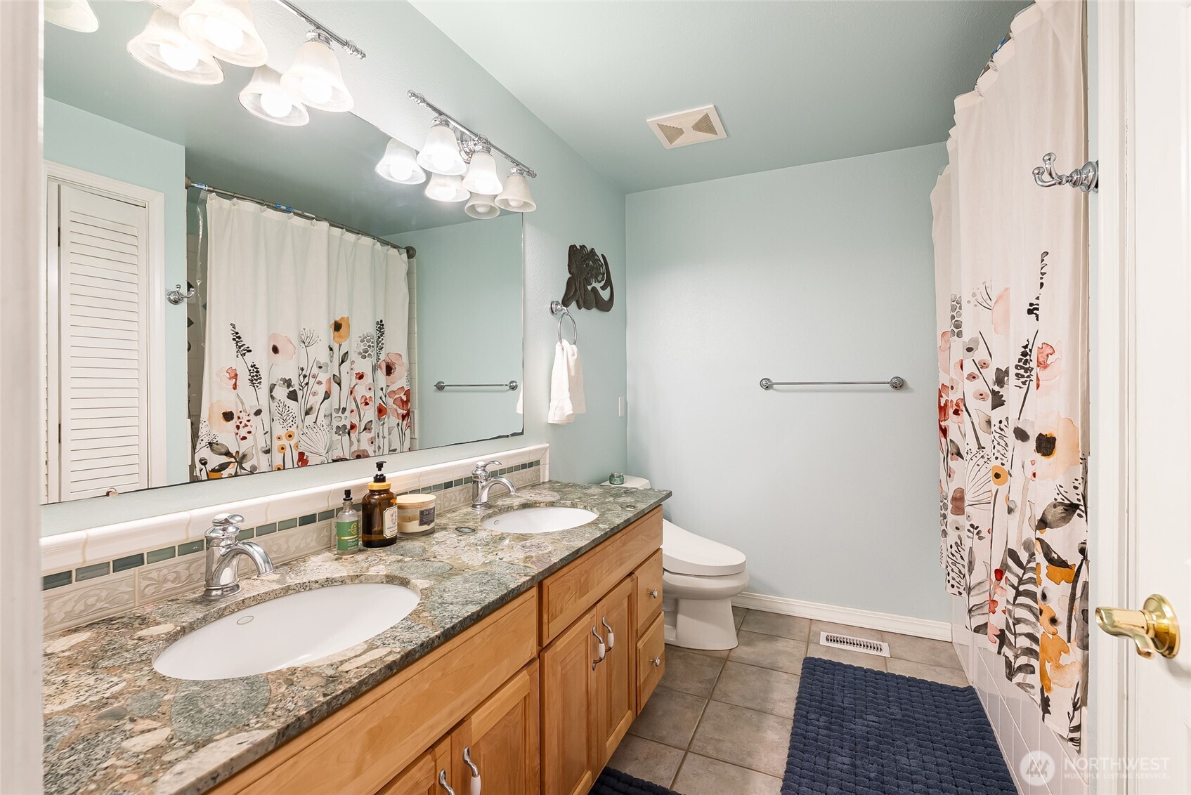 555 E Hemmi Road Property Photo 23