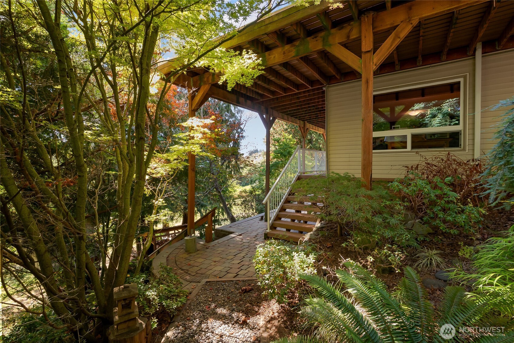 555 E Hemmi Road Property Photo 33