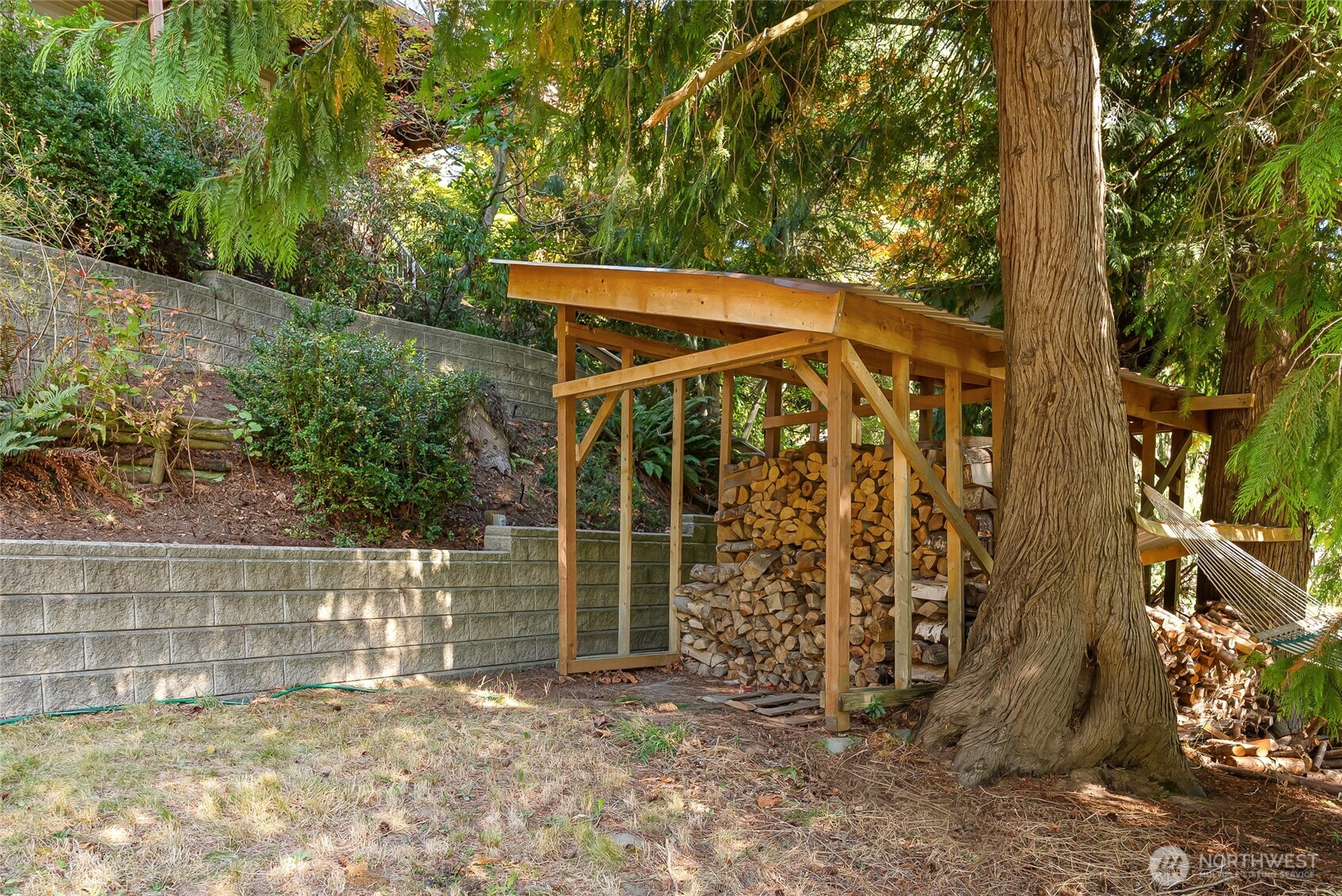 555 E Hemmi Road Property Photo 36