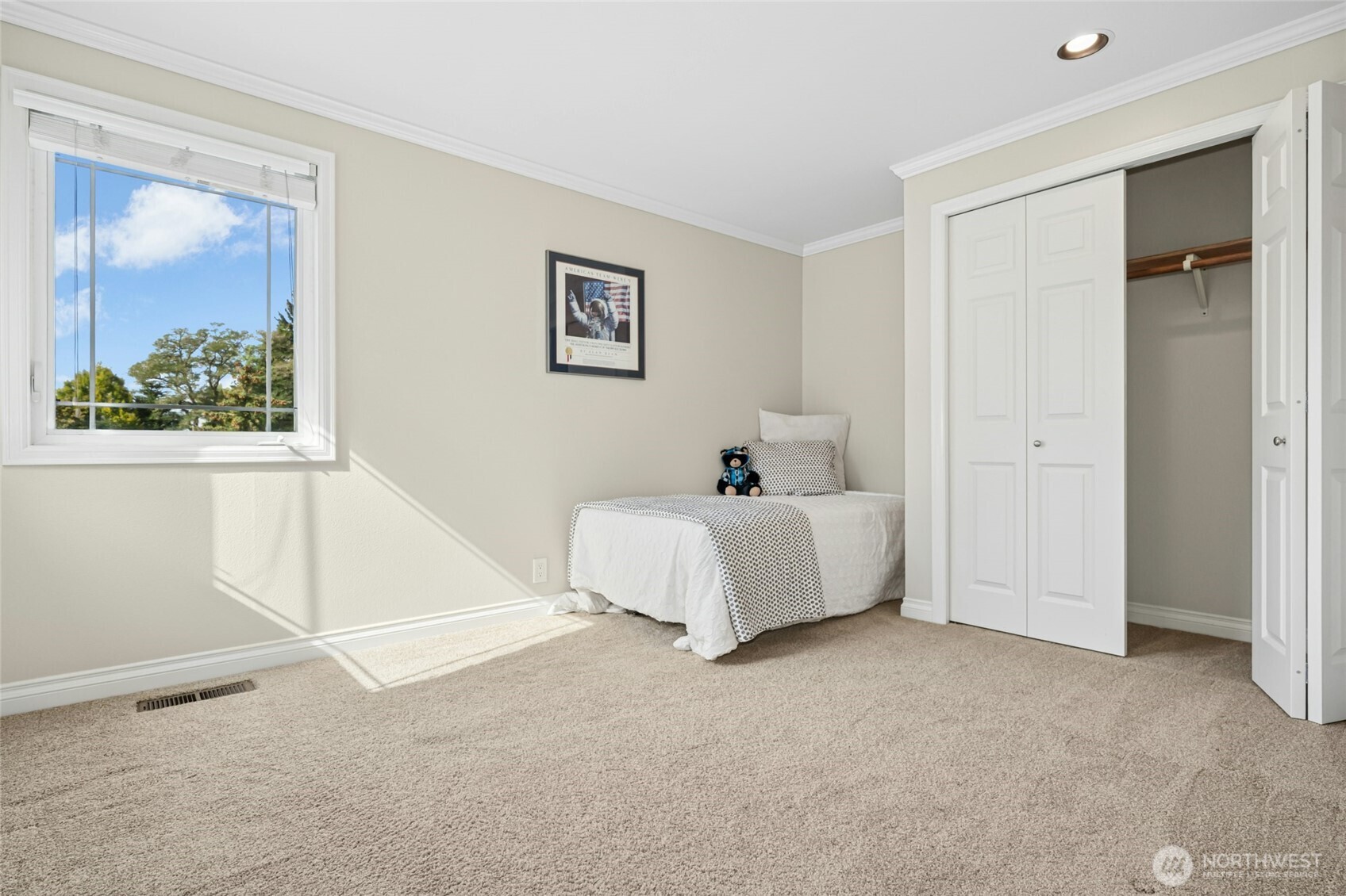 6238 113th Place Property Photo 14
