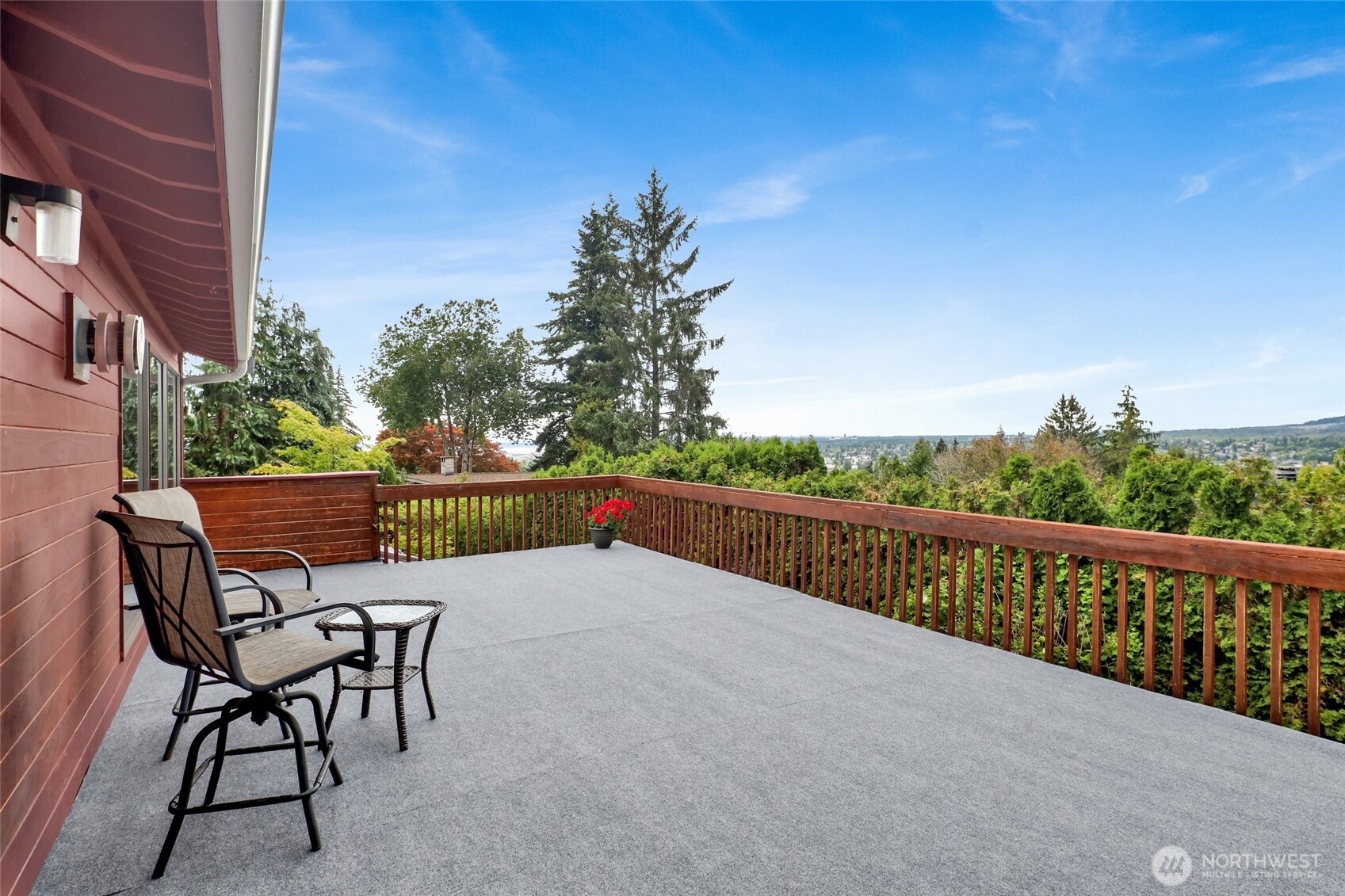 1225 Verona Street Property Photo 2