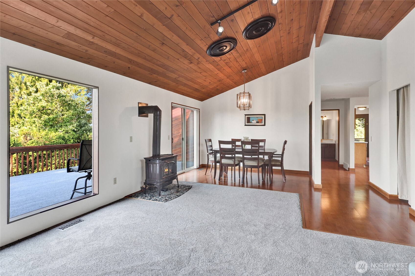 1225 Verona Street Property Photo 12