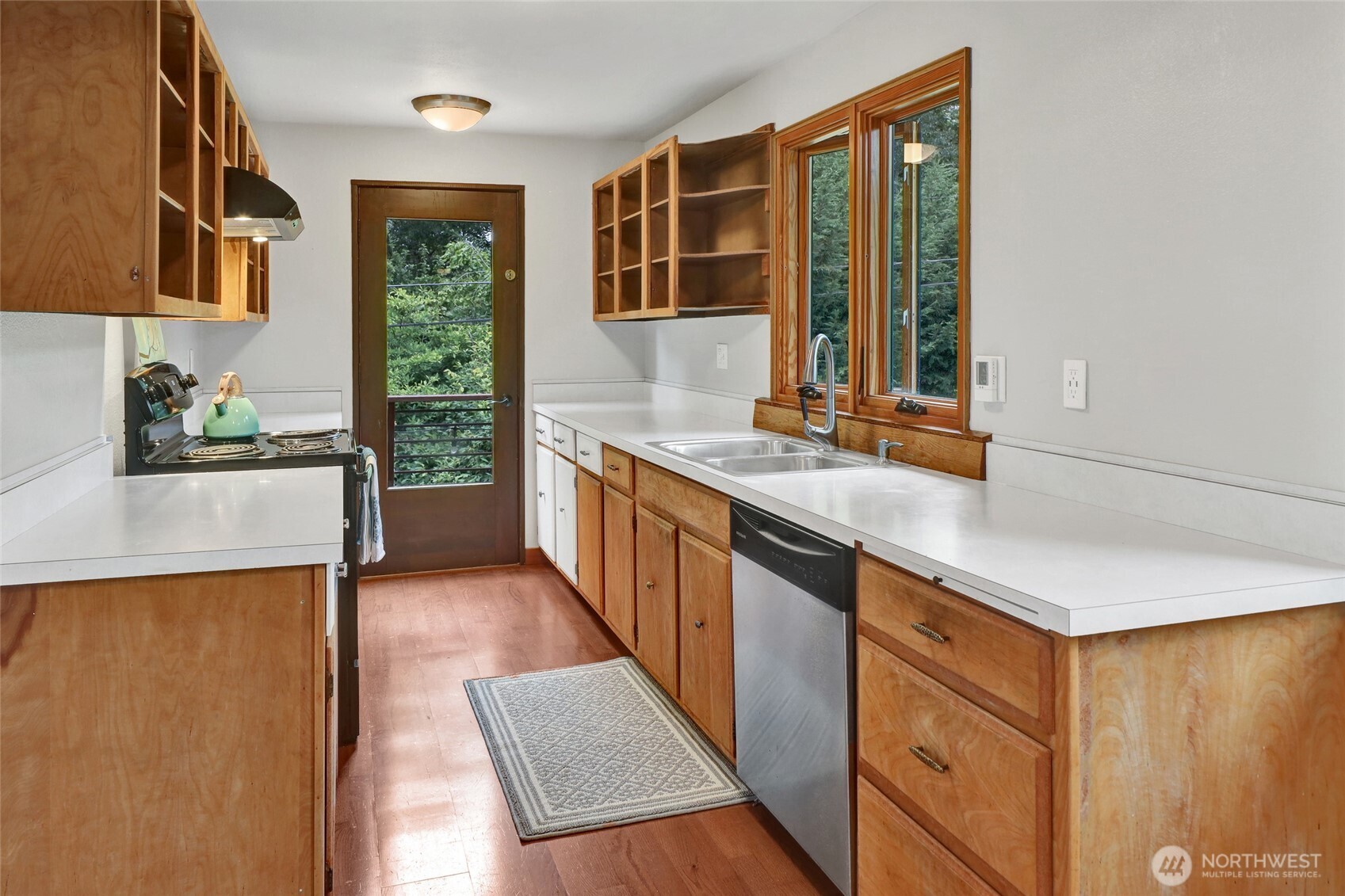 1225 Verona Street Property Photo 18