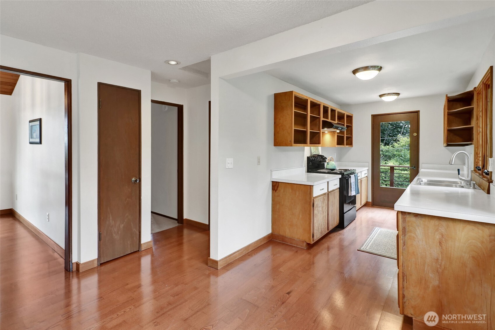 1225 Verona Street Property Photo 19