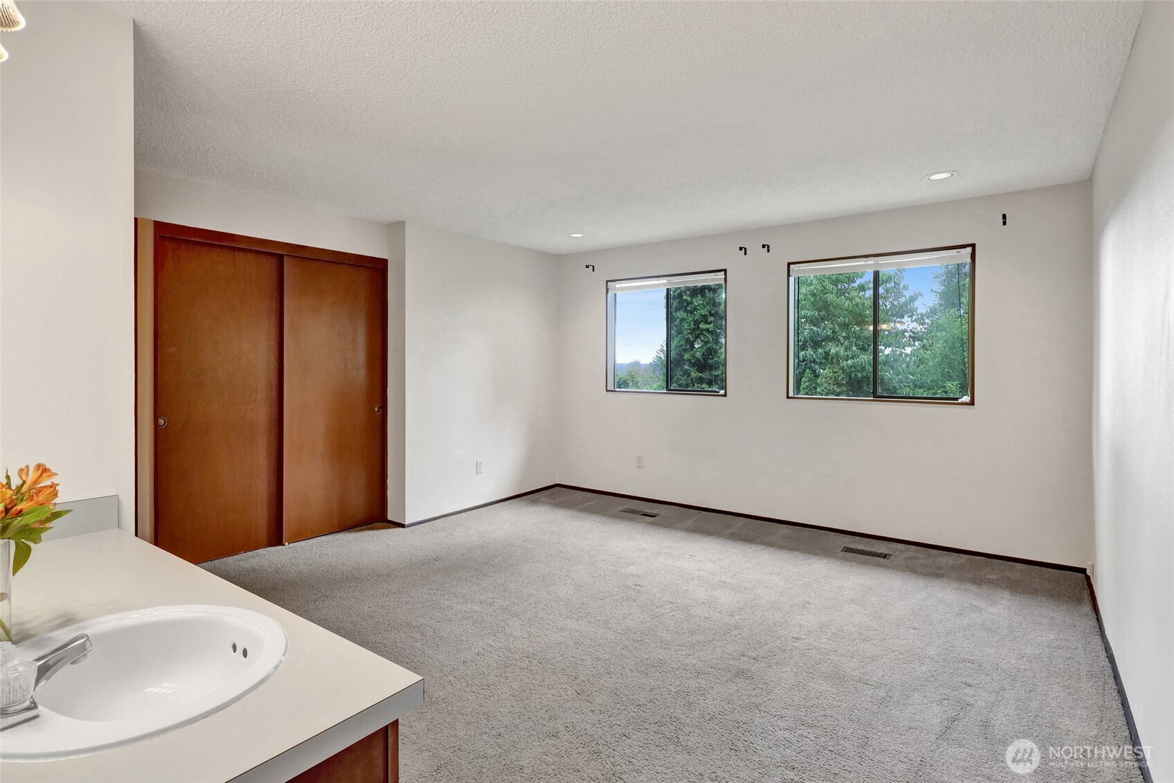 1225 Verona Street Property Photo 24