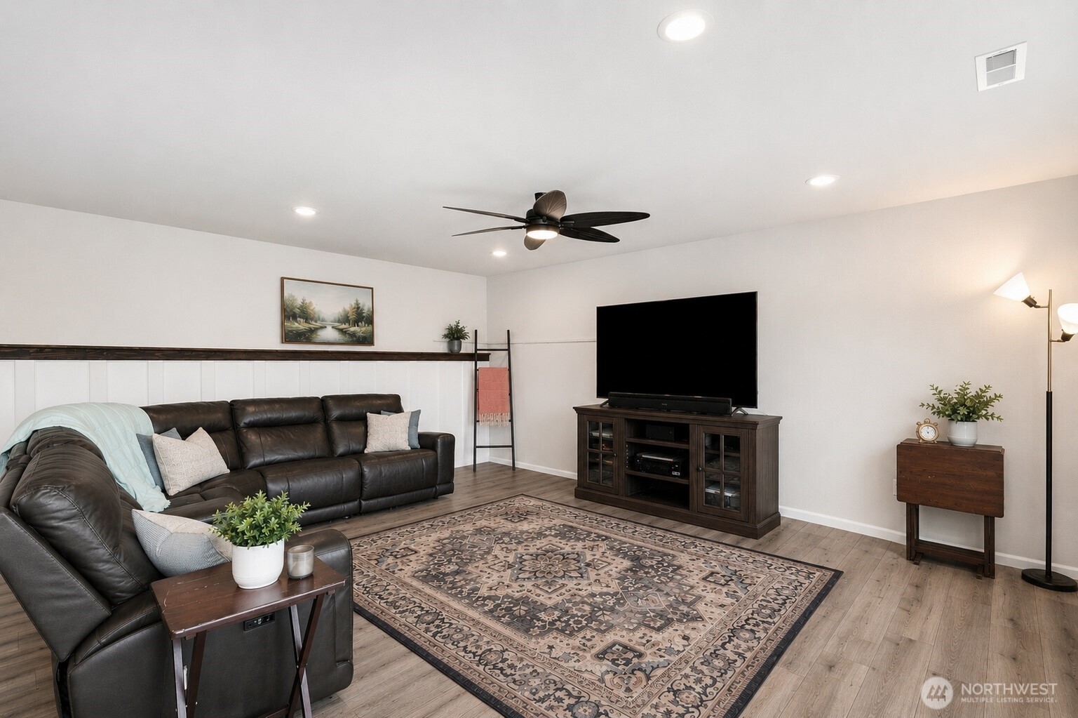 13811 197th Street Property Photo 4