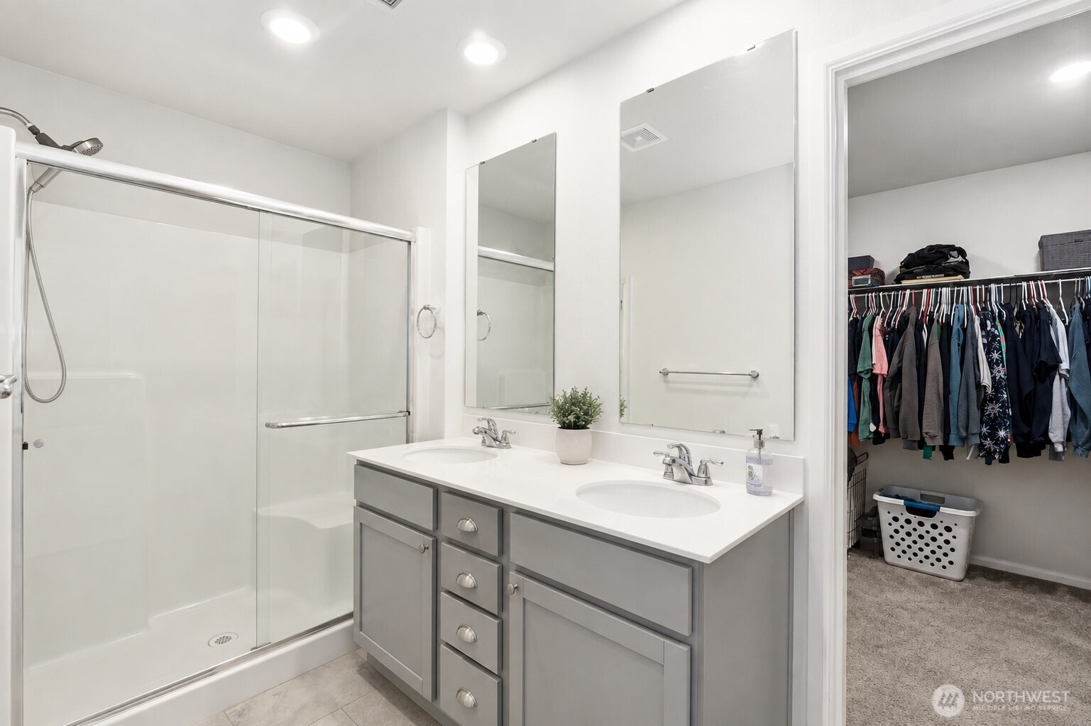 13811 197th Street Property Photo 9