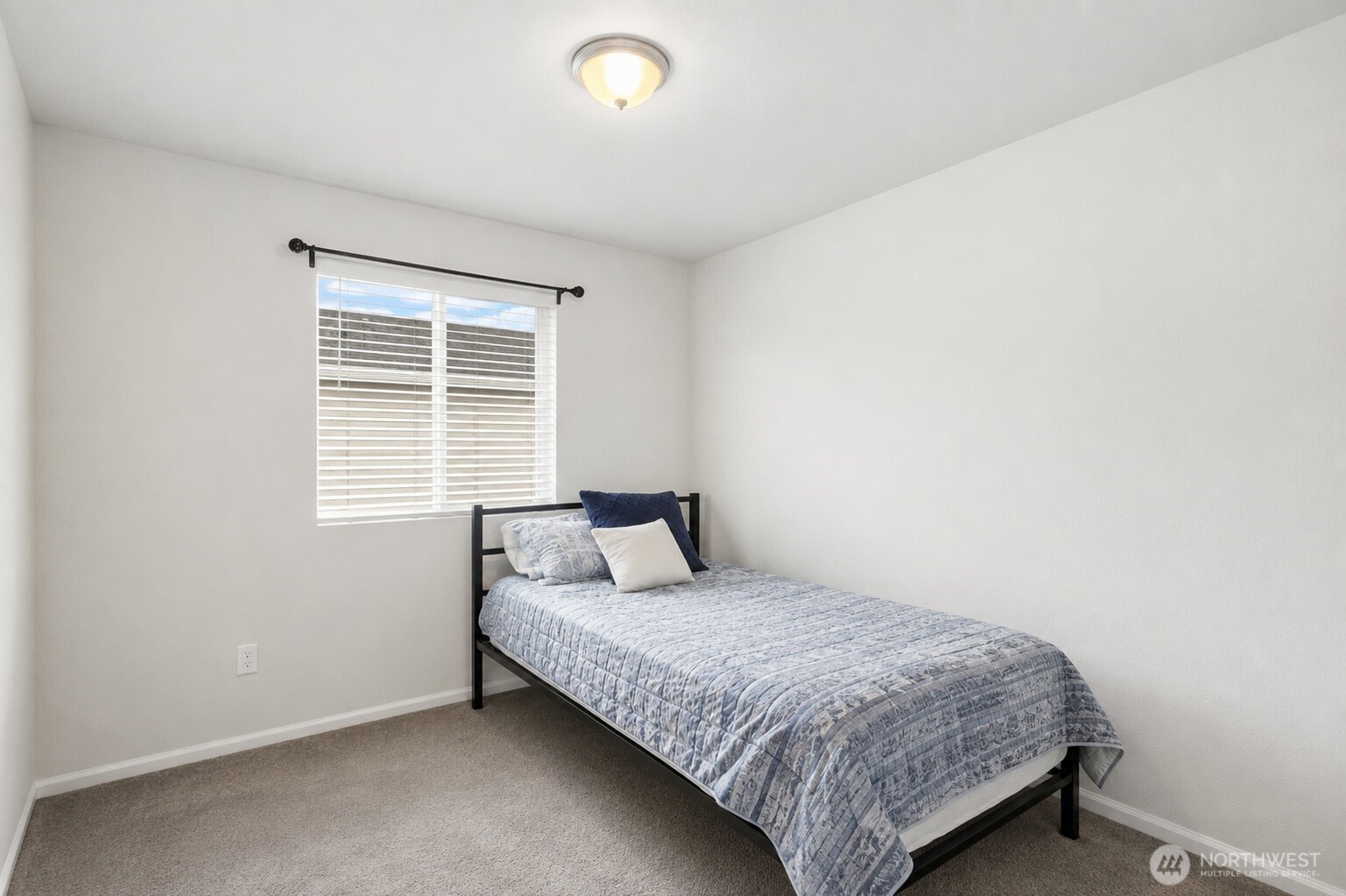 13811 197th Street Property Photo 12