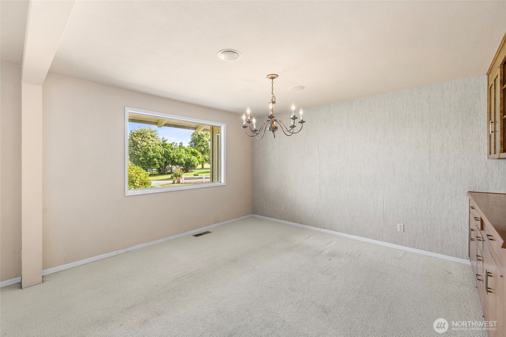 16792 Dunbar Road Property Photo 14