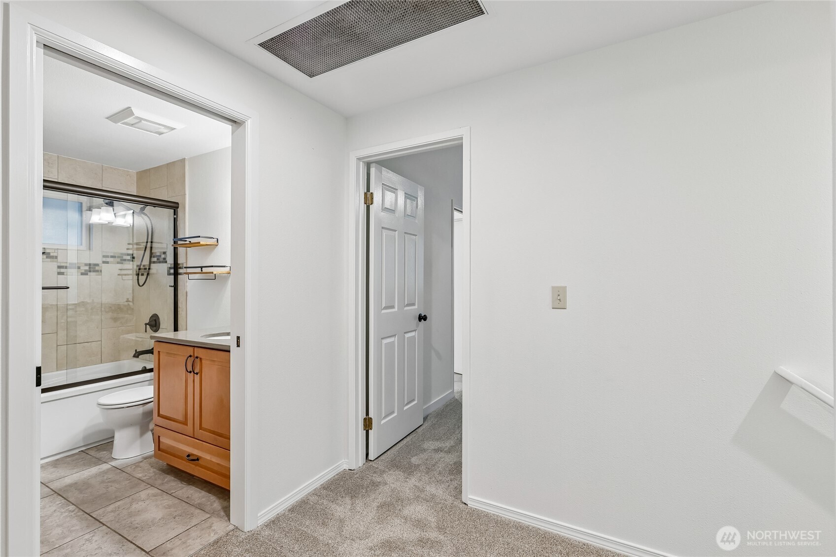 4315 210th Place Property Photo 22