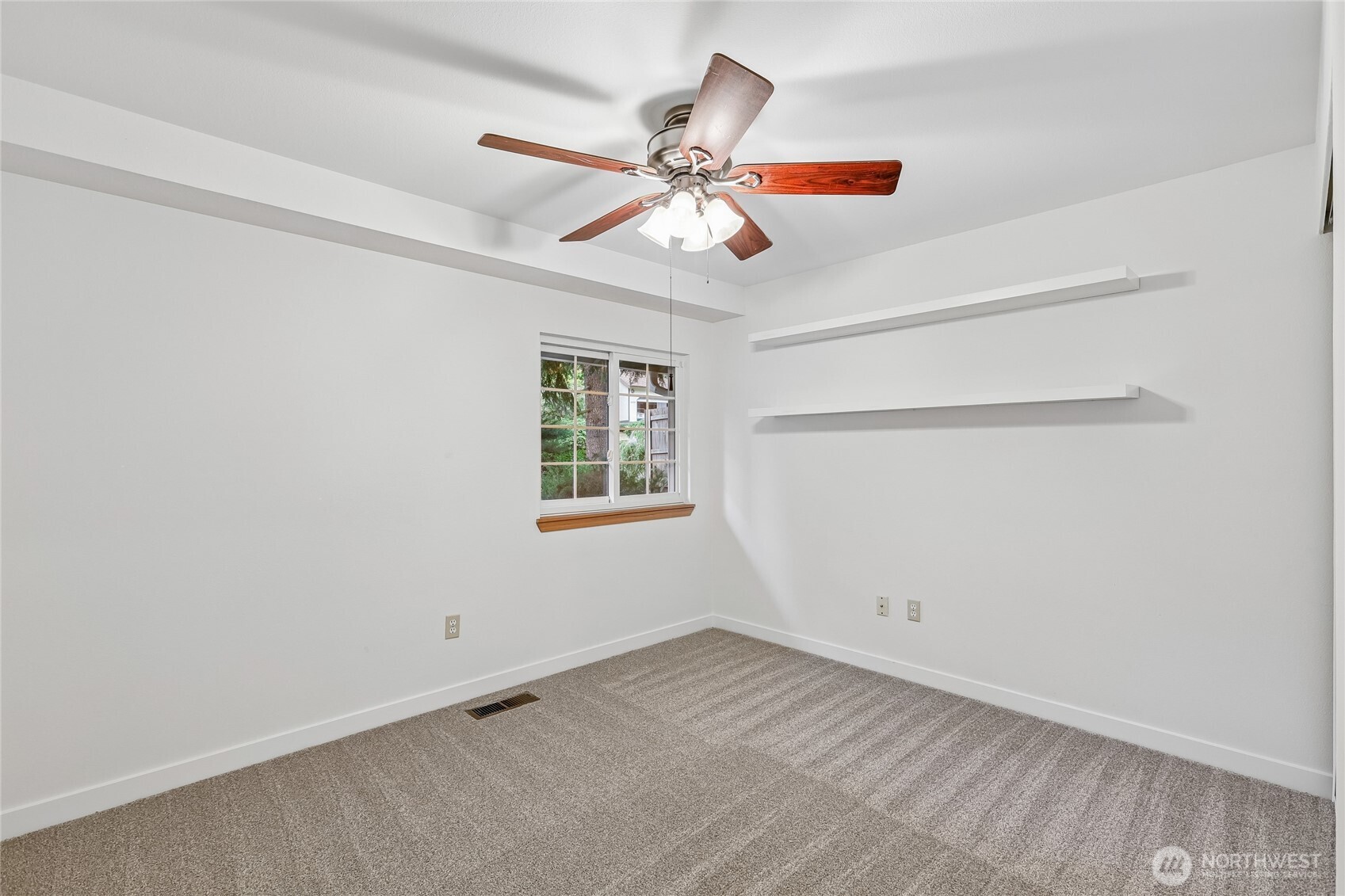 4315 210th Place Property Photo 25