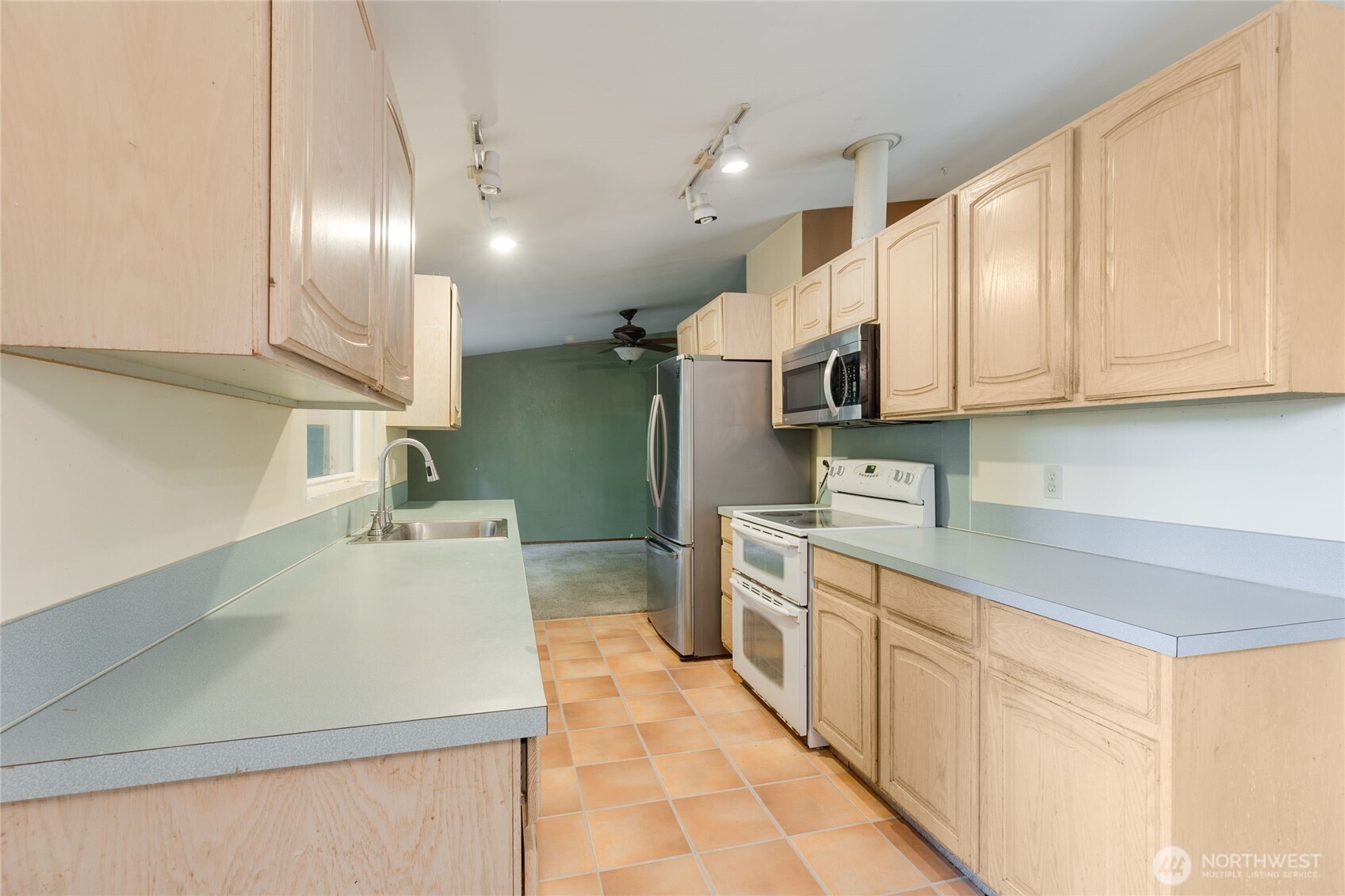 16619 Se 12th Street Property Photo 9