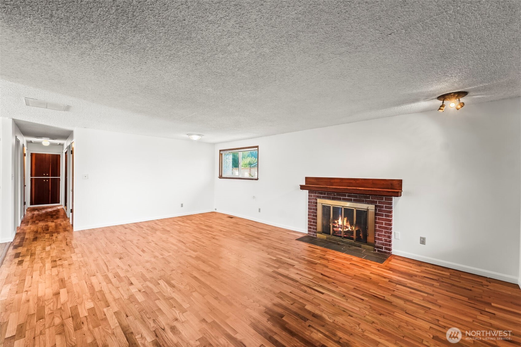 1309 Lenore Drive Property Photo 4