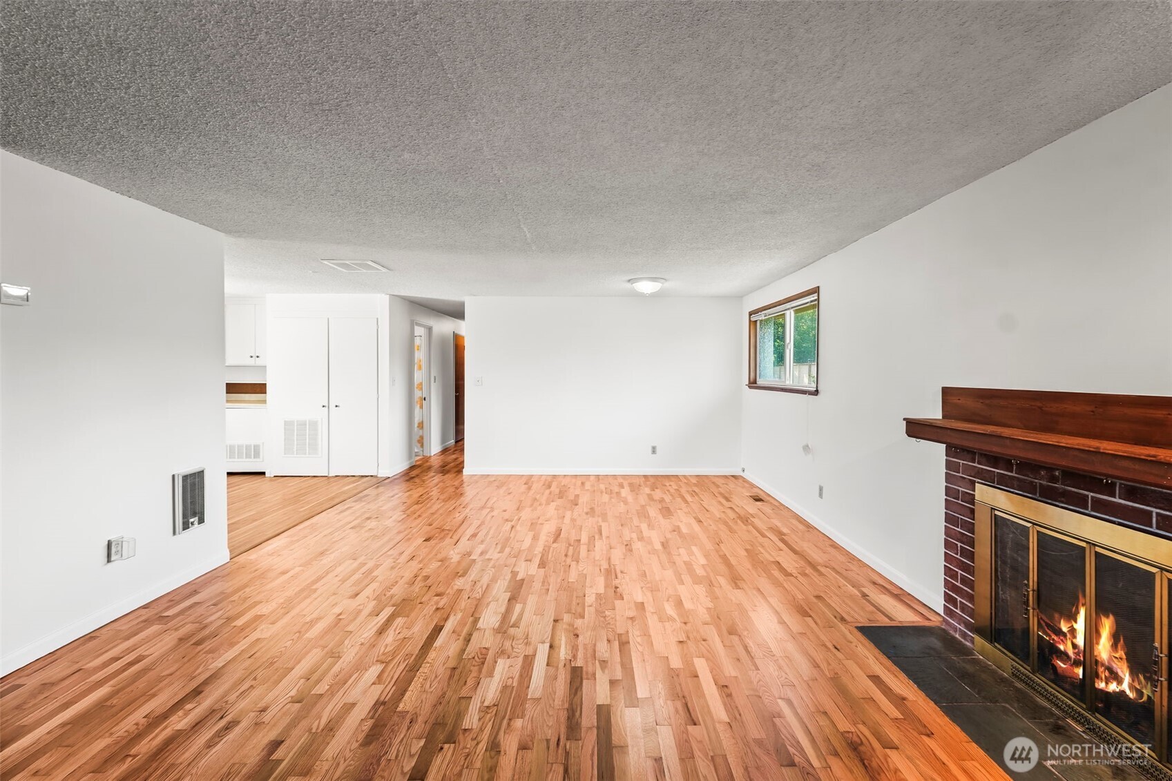 1309 Lenore Drive Property Photo 7