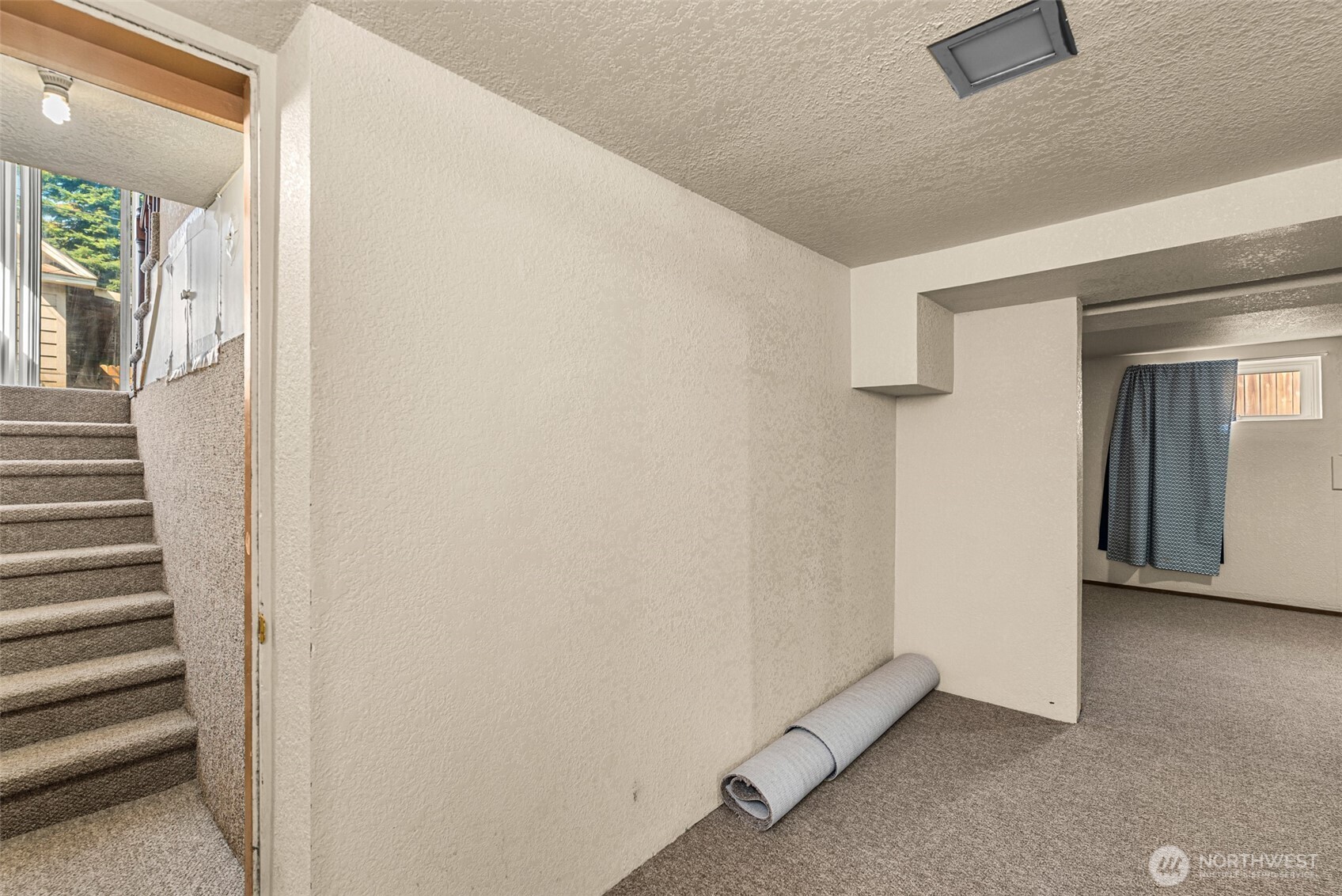 900 Okanogan Avenue Property Photo 30
