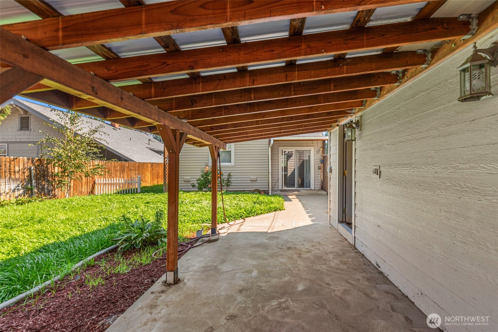 900 Okanogan Avenue Property Photo 34