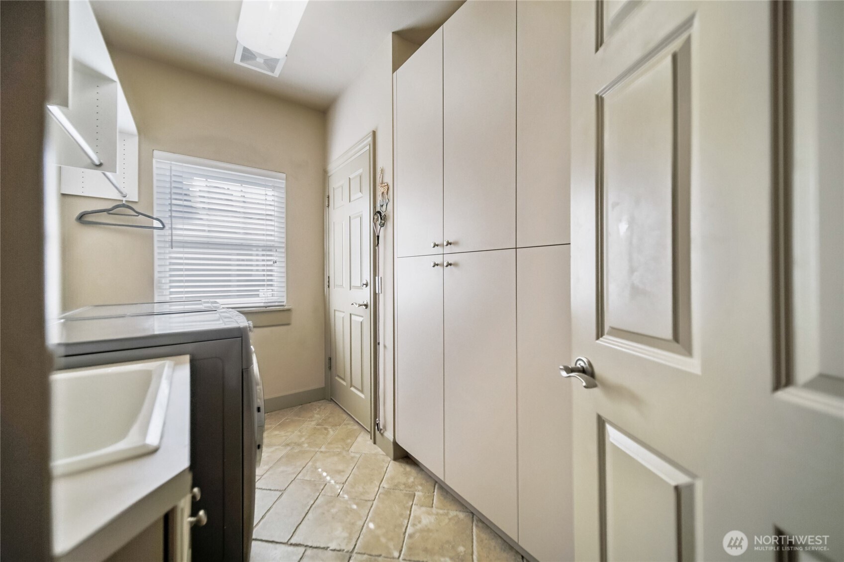 16 Heron Road Property Photo 22
