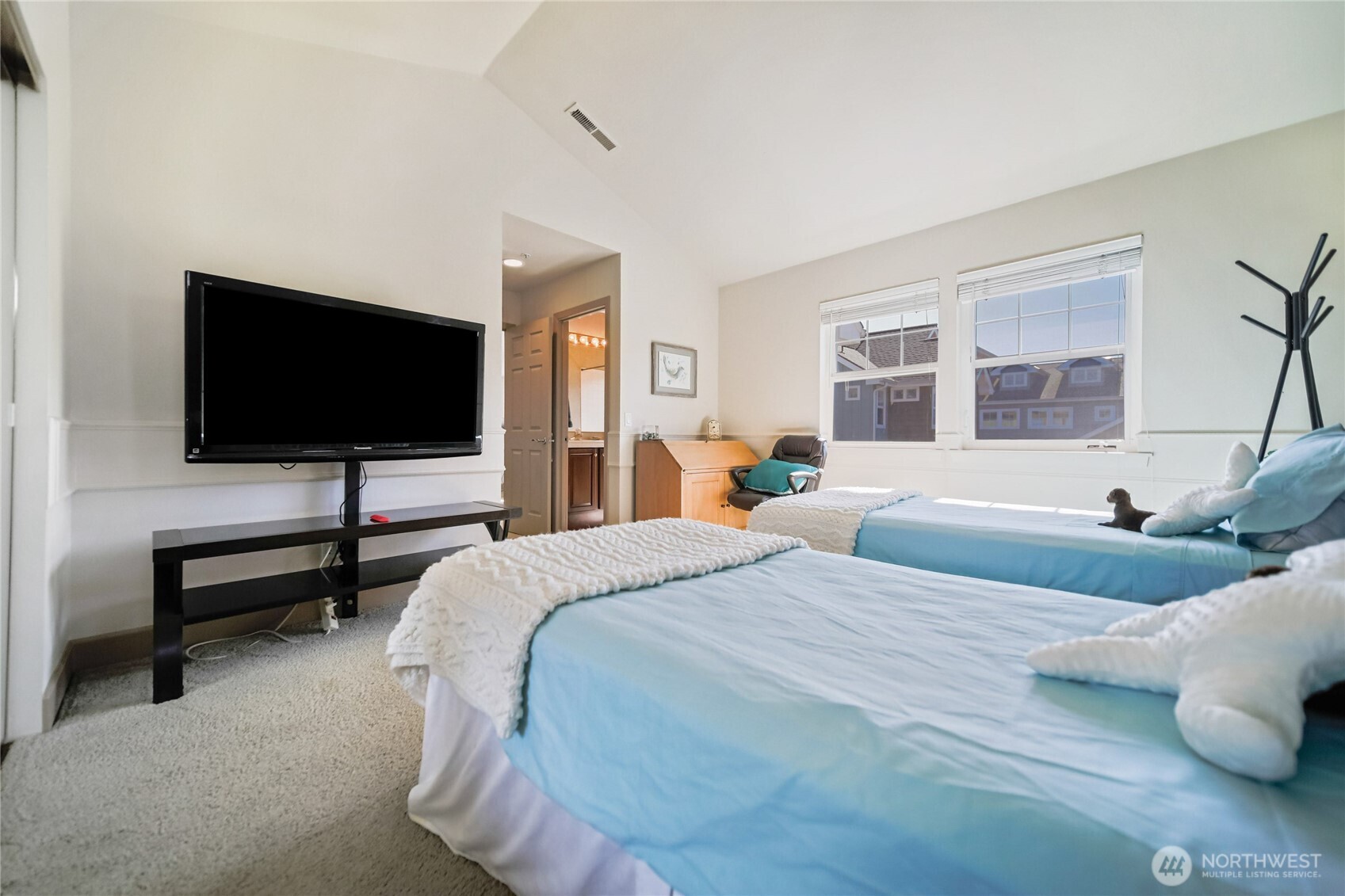 16 Heron Road Property Photo 28