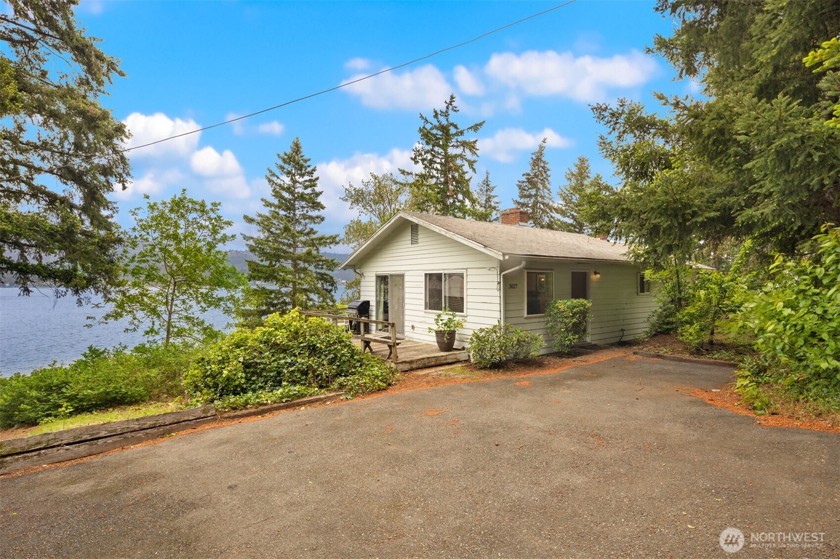 3027 E Lake Sammamish Parkway Property Photo 10