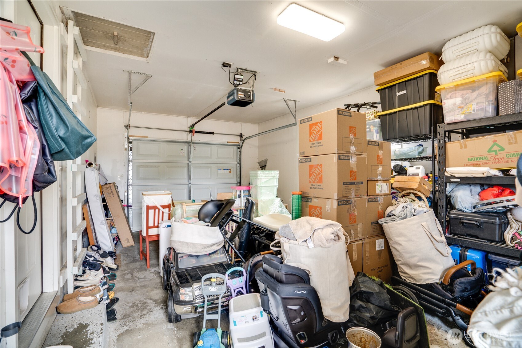918 E 52nd Street Property Photo 18