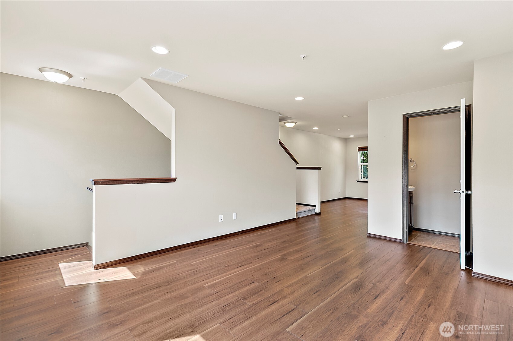 17707 79th Avenue Ct 18 Property Photo 4