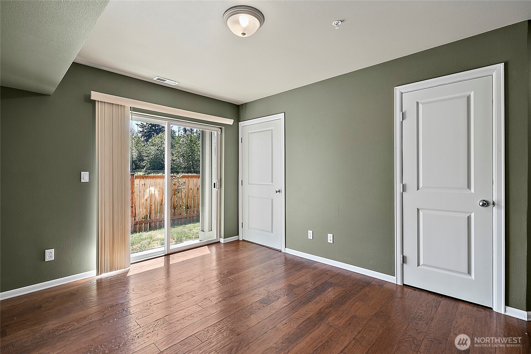 17707 79th Avenue Ct 18 Property Photo 10
